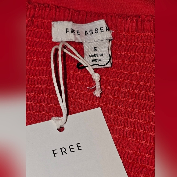 FREE ASSEMBLY Women's Strappy Shoulder Tiered Midi Red Dress (S) - Picture 2 of 2